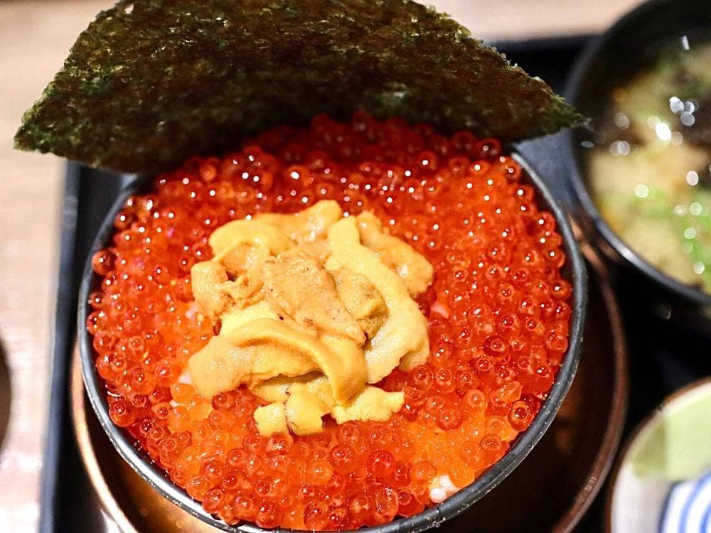 札幌海鮮丼専門店 すしどんぶり
