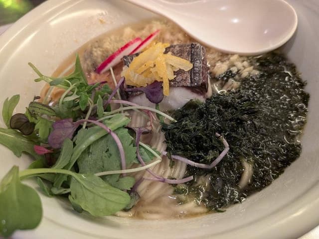 立ち呑みとラーメン れんげ - サブ画像1