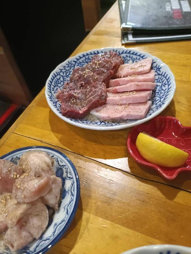 炭火焼肉じゃけぇ 十三東店