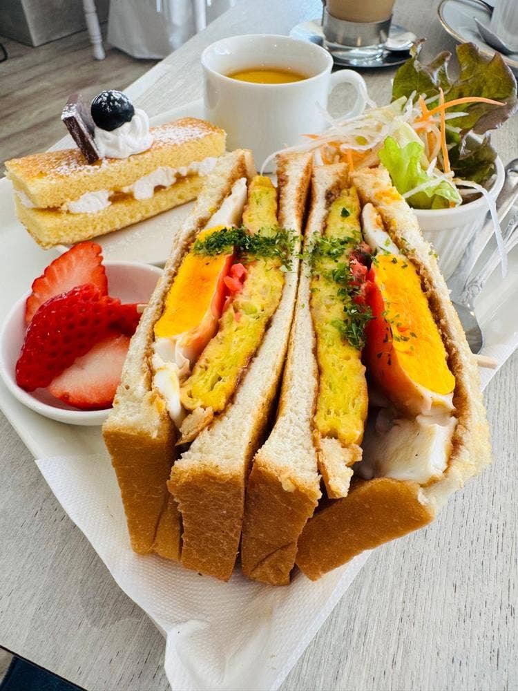 鉄板お好み焼きカフェ STAGE