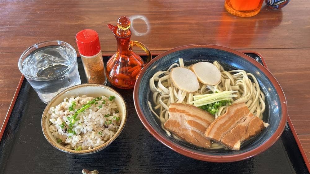 首里そば なかだ