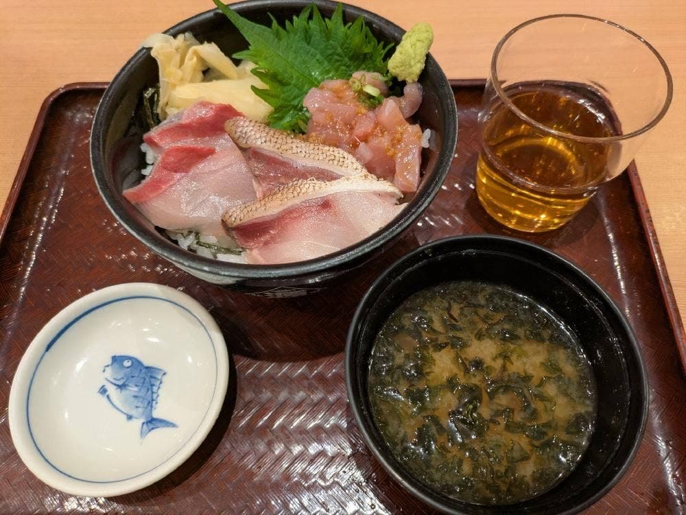 築地食堂 源ちゃん トレッサ横浜店