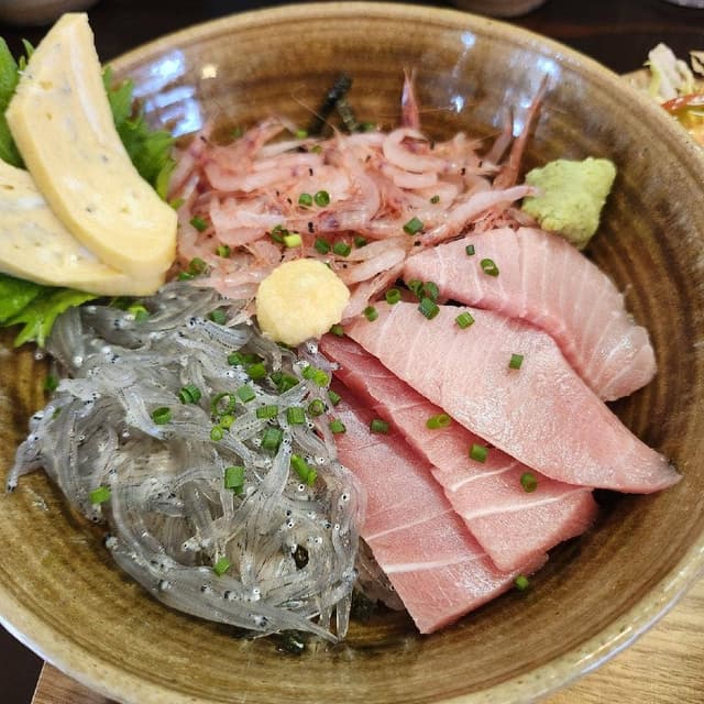 大漁丸直売所 - サブ画像1