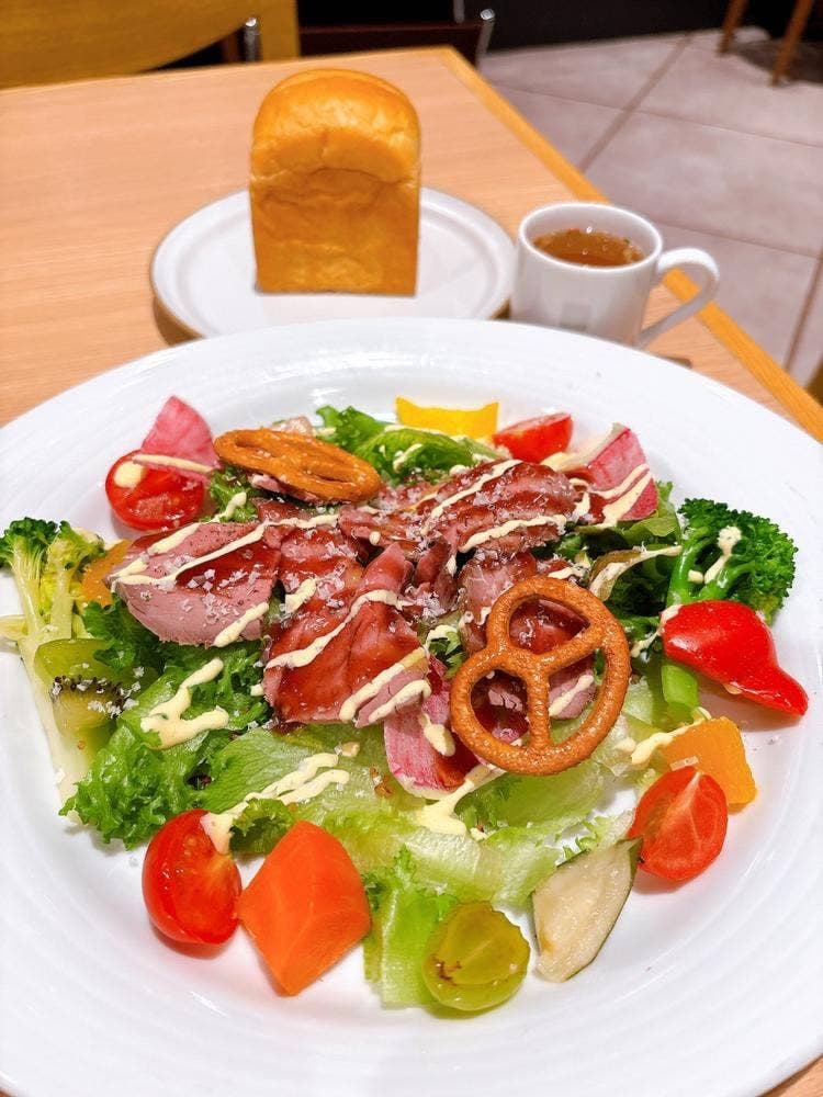 Boulangerie cafe MAISON ICHI PLUS⁺