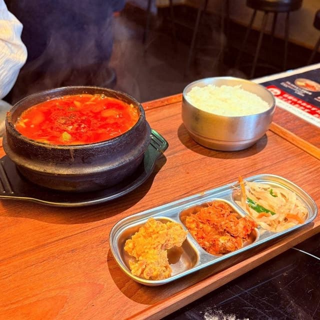 韓国屋台 イセザキポチャ	 - サブ画像1