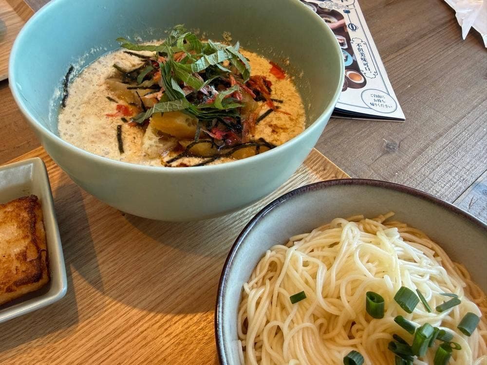 台湾薬膳 而且