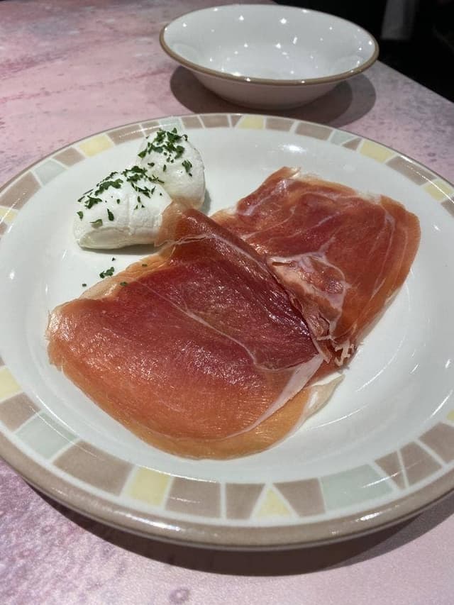 サイゼリア徳島駅クレメントプラザ店 - サブ画像1