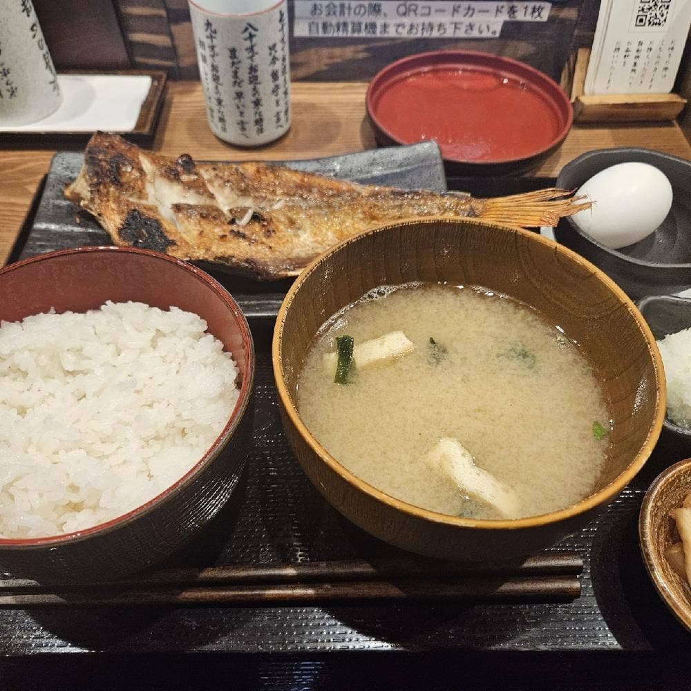 しんぱち食堂 不動前店