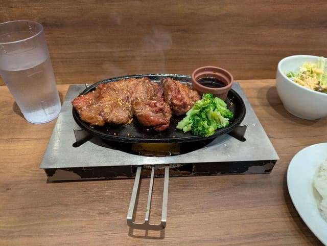 ステーキマックス 中野北口店 - サブ画像1