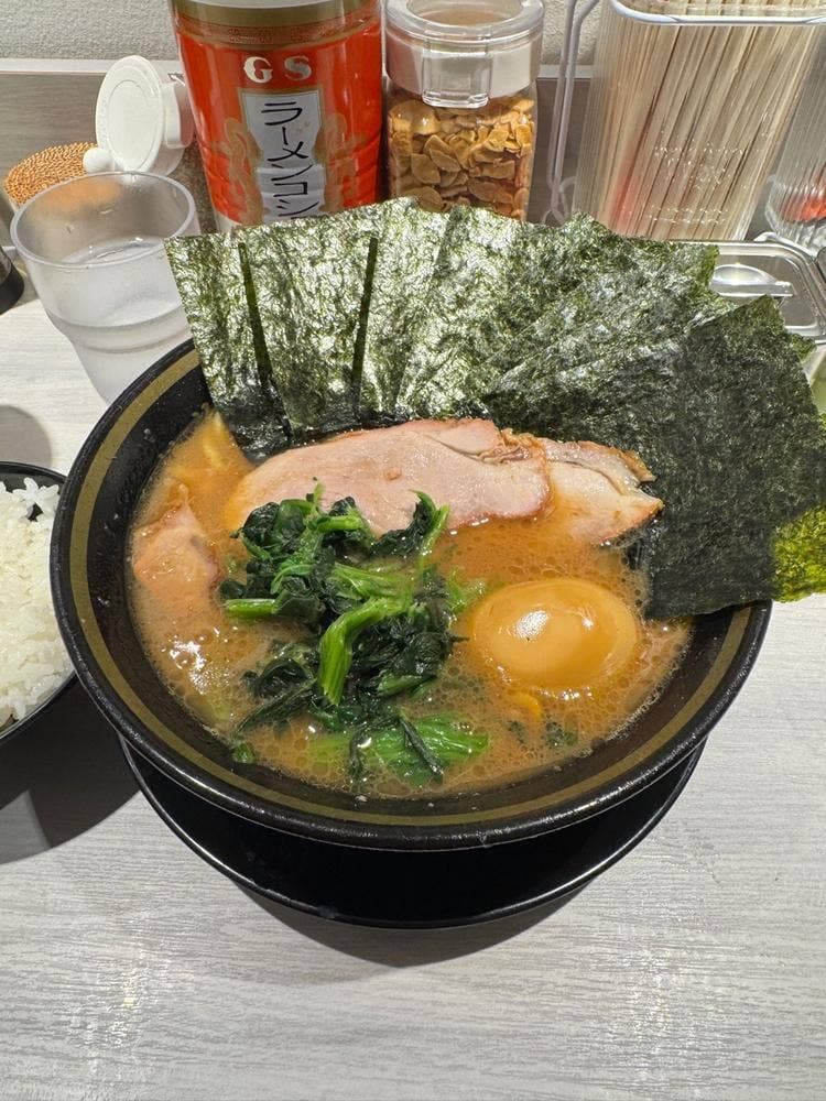 横浜家系ラーメン てつ家 市ヶ谷