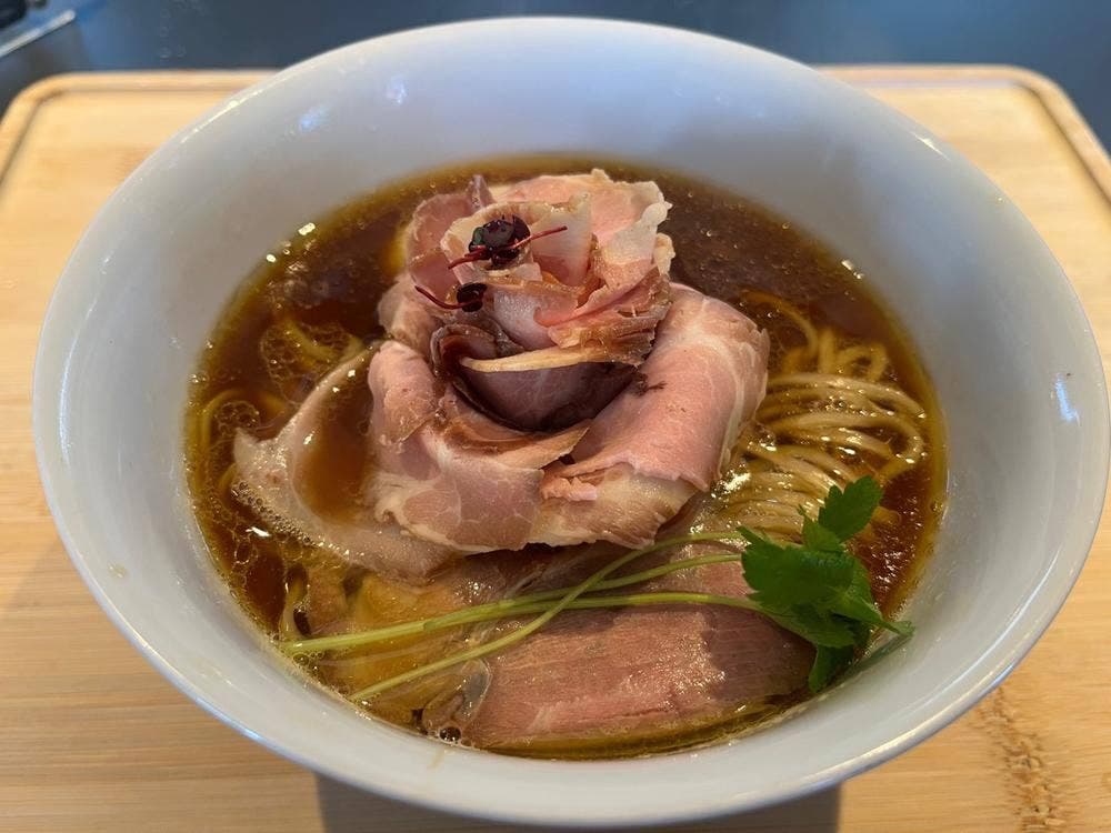 らぁ麺と点心 麺屋グラフミ