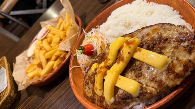 びっくりドンキー 梅田東店 - サブ画像3