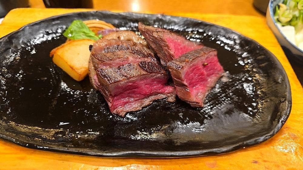 響 新宿サザンタワー店