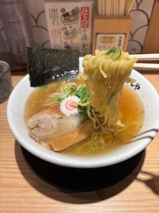 鮨とラーメン うおがしや 新橋店 - サブ画像1