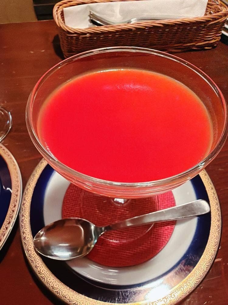 CAVE BAR