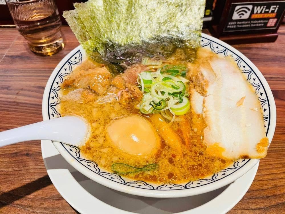 東京豚骨拉麺 ばんから 新宿歌舞伎町店