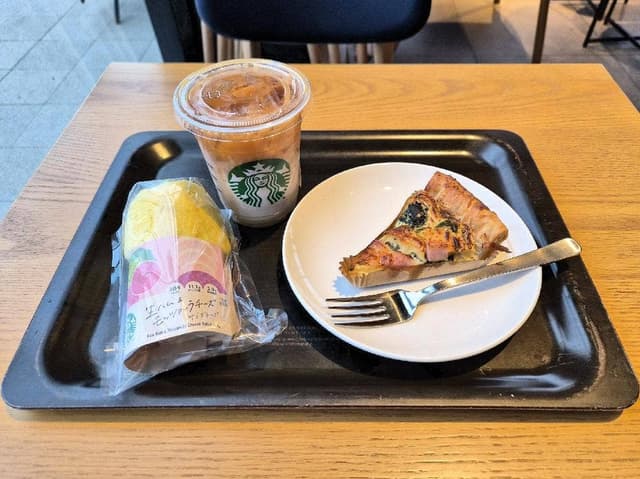 スターバックス コーヒー 高岡泉町店 - サブ画像1