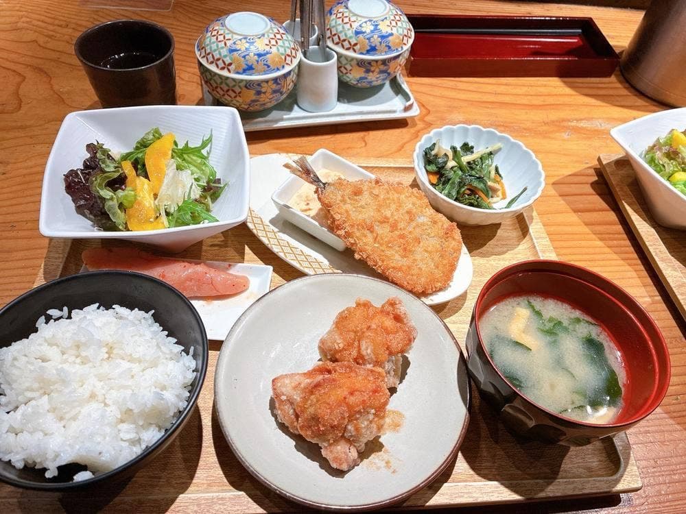 博多もつ鍋やまや 池袋店