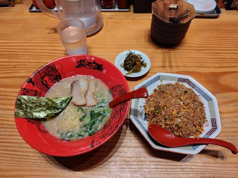 ラー麺ずんどう屋 堺鳳西店
