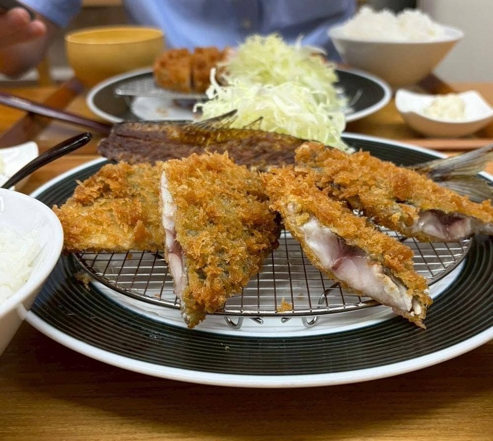 とんかつ & とり天 しげのや食堂