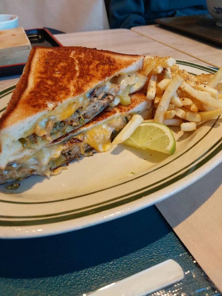 LONCAFE 三井アウトレットパーク 横浜ベイサイト店