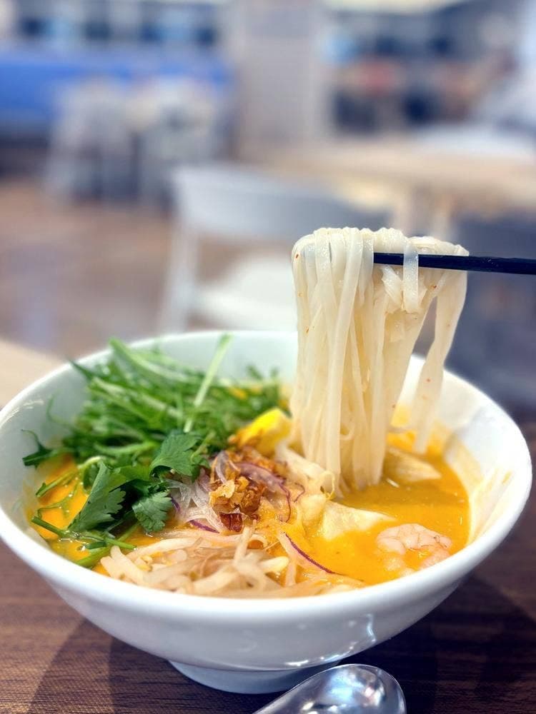 海南鶏飯食堂 マリンピア神戸