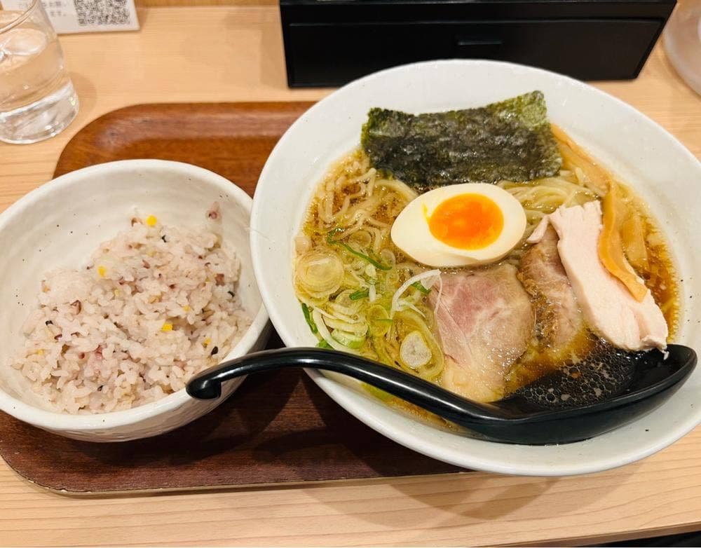 麺処直久 丸の内オアゾ店