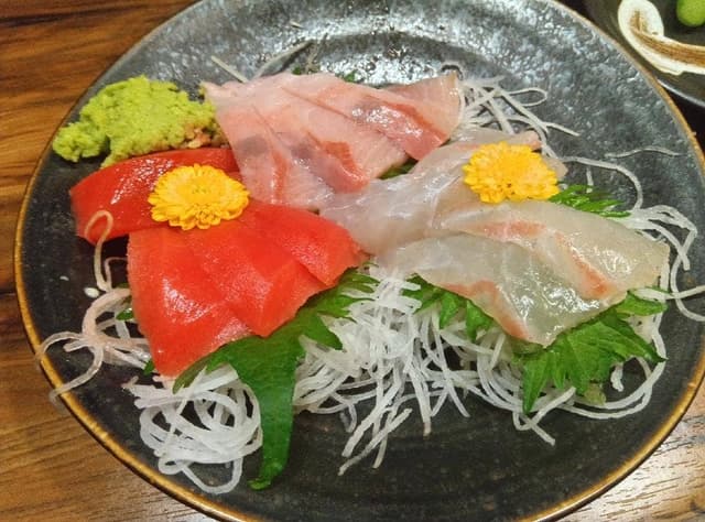 新橋酒場 横綱 新橋駅前店 - サブ画像1