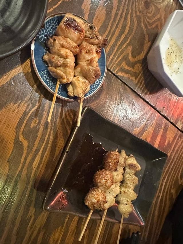 炭火串焼 鶏ジロー 菊川店 - サブ画像1
