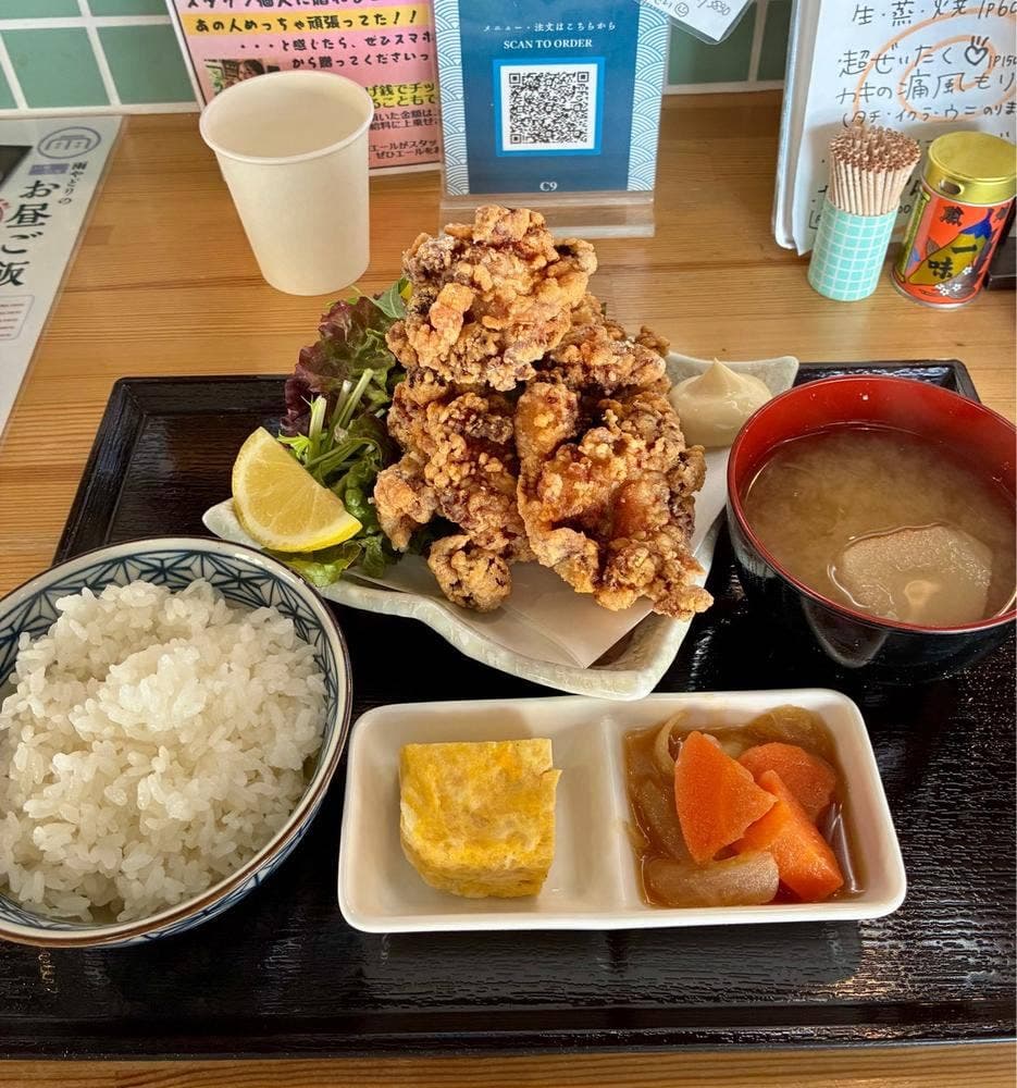 たき火炉端 雨やどり