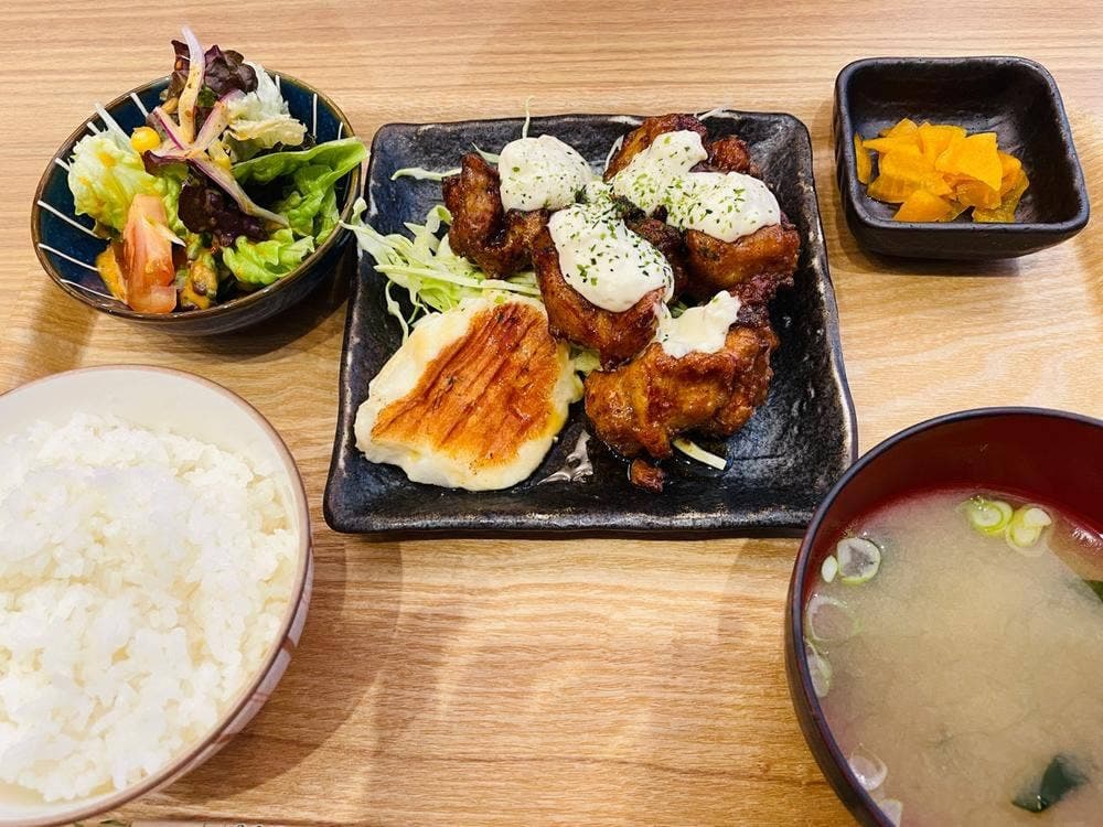 広島風お好み焼 鉄板焼き 花火 新御徒町店