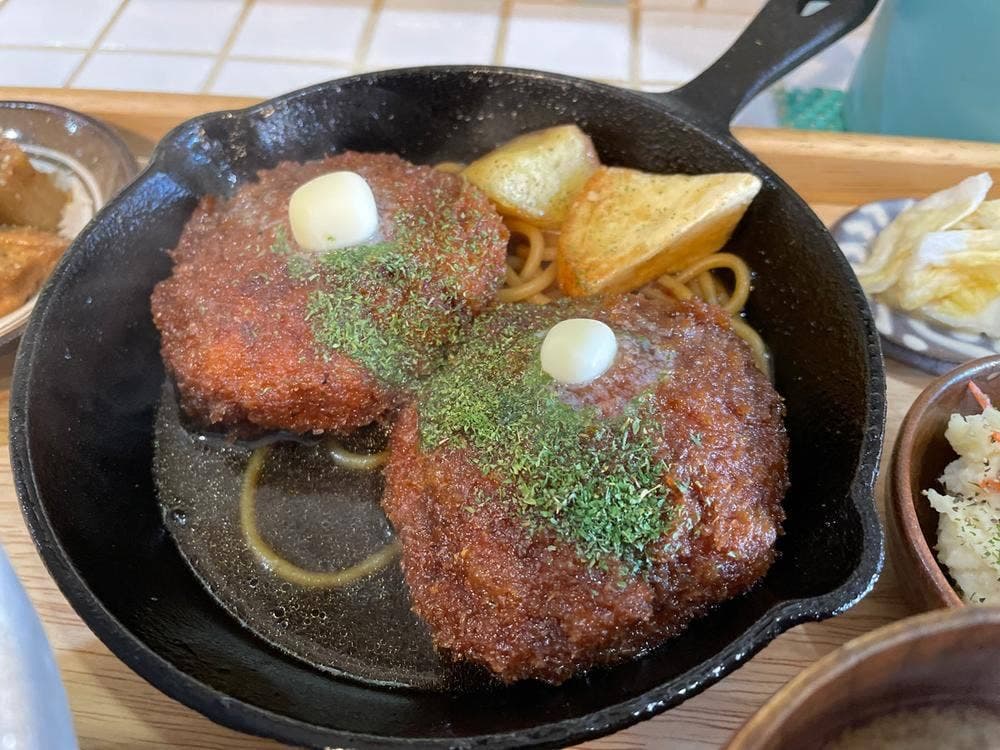 煮こ屋