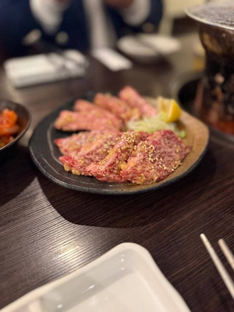 炭火焼肉 忠吉 十二社店