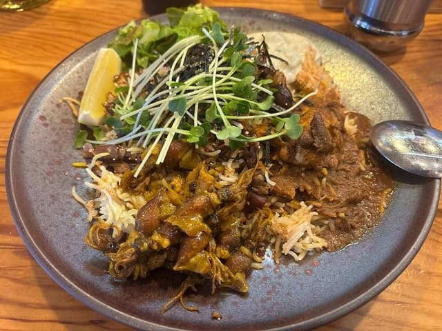 こちら春日部市学校どおり前カレー屋 - サブ画像1