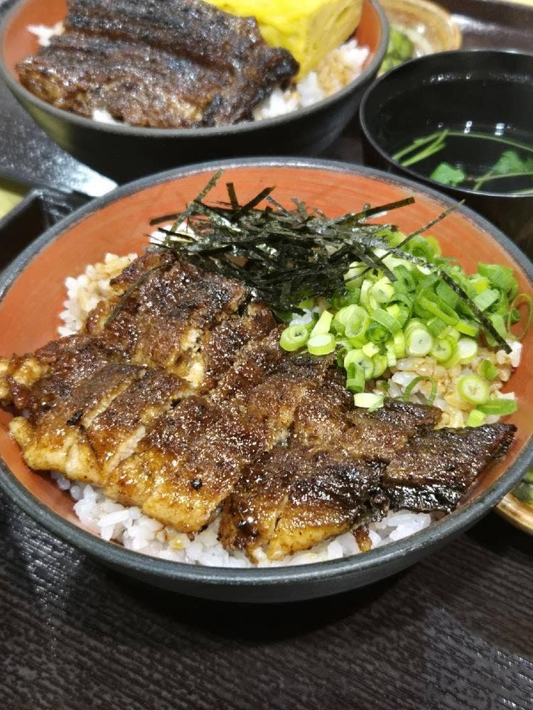 炭焼き専門 鰻や