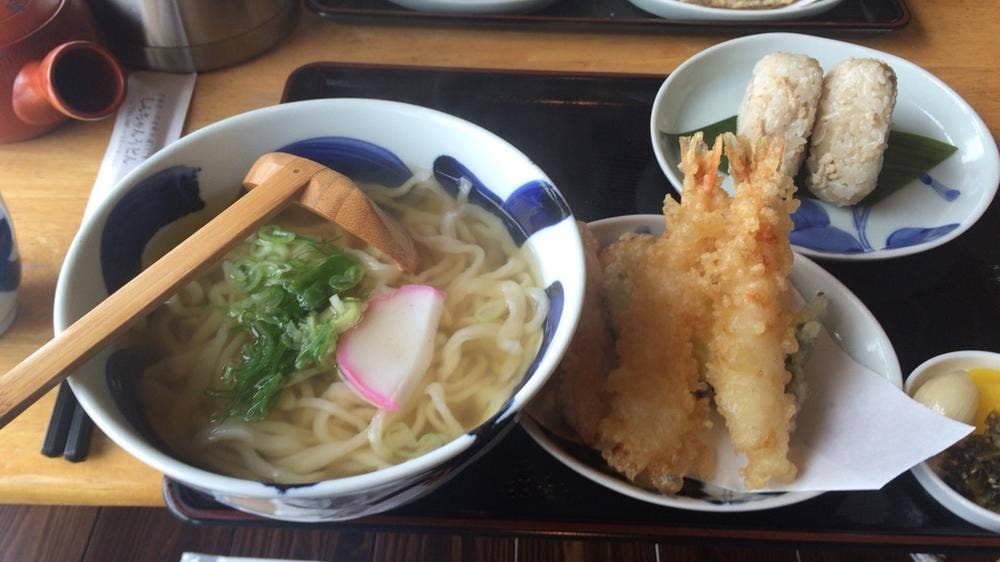 しんちゃんうどん