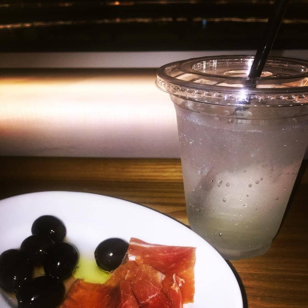 ラ・テラス La Terrasse Oyster&International