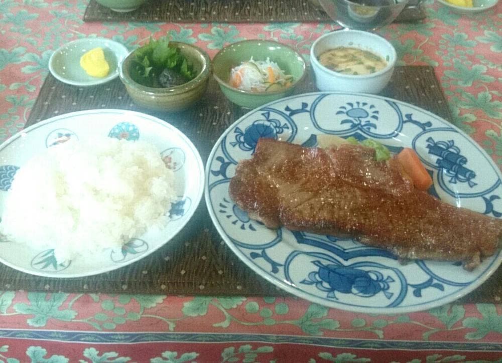 民家レストラン 伊萬里亭