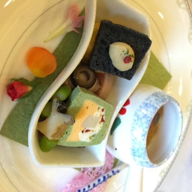 スカイラインスイート リアントゥール - サブ画像2