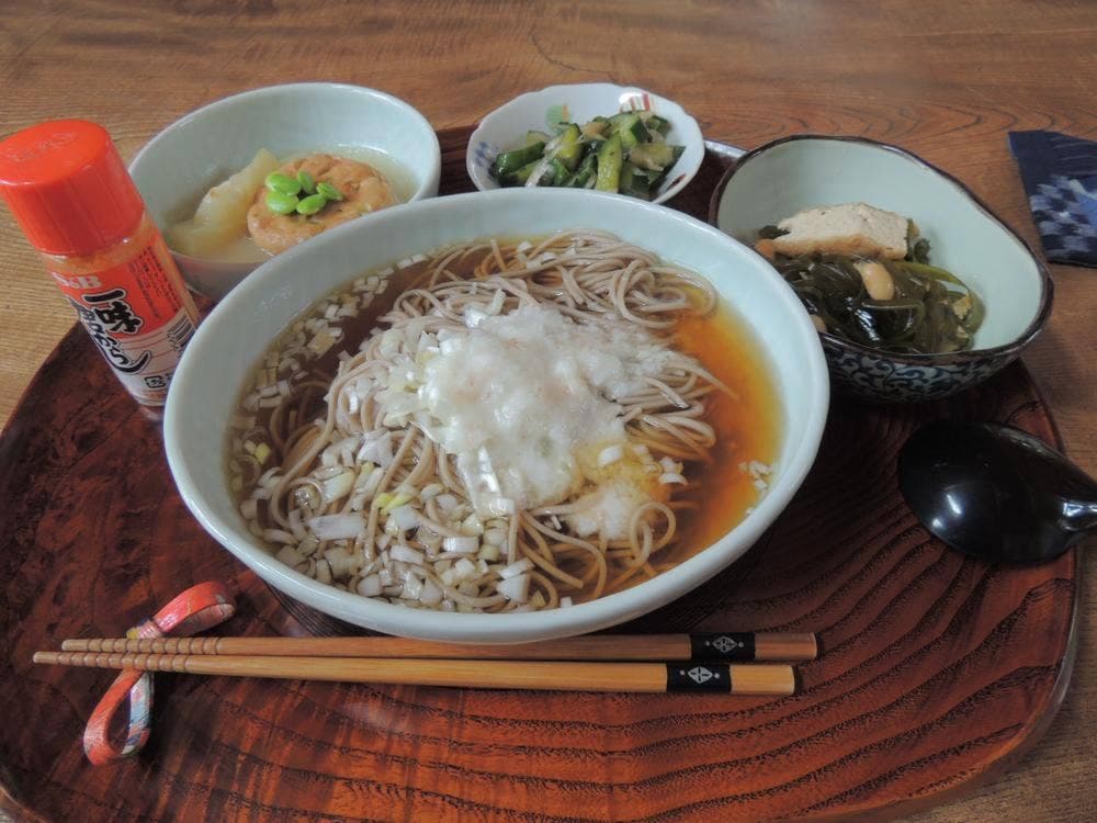 布糸灯園