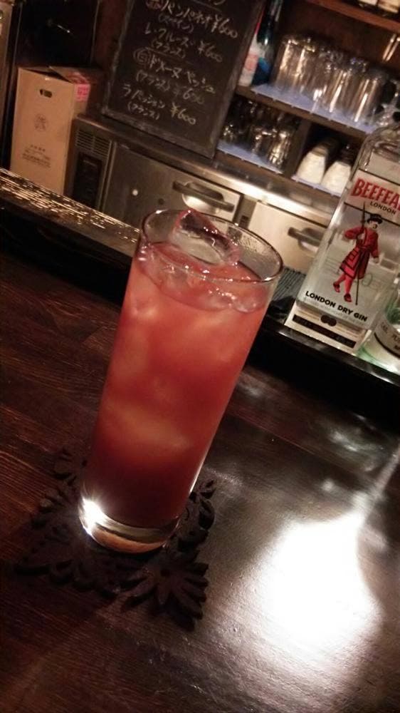 酒場 奏