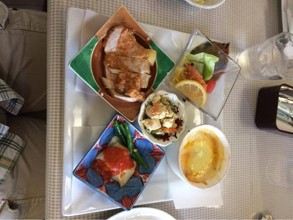 山の麓のレストラン ふれんず