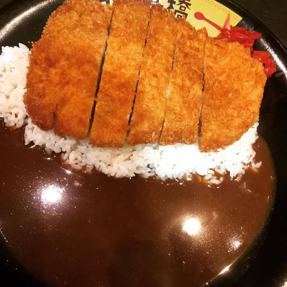 ビストロタカハシ 成沢店