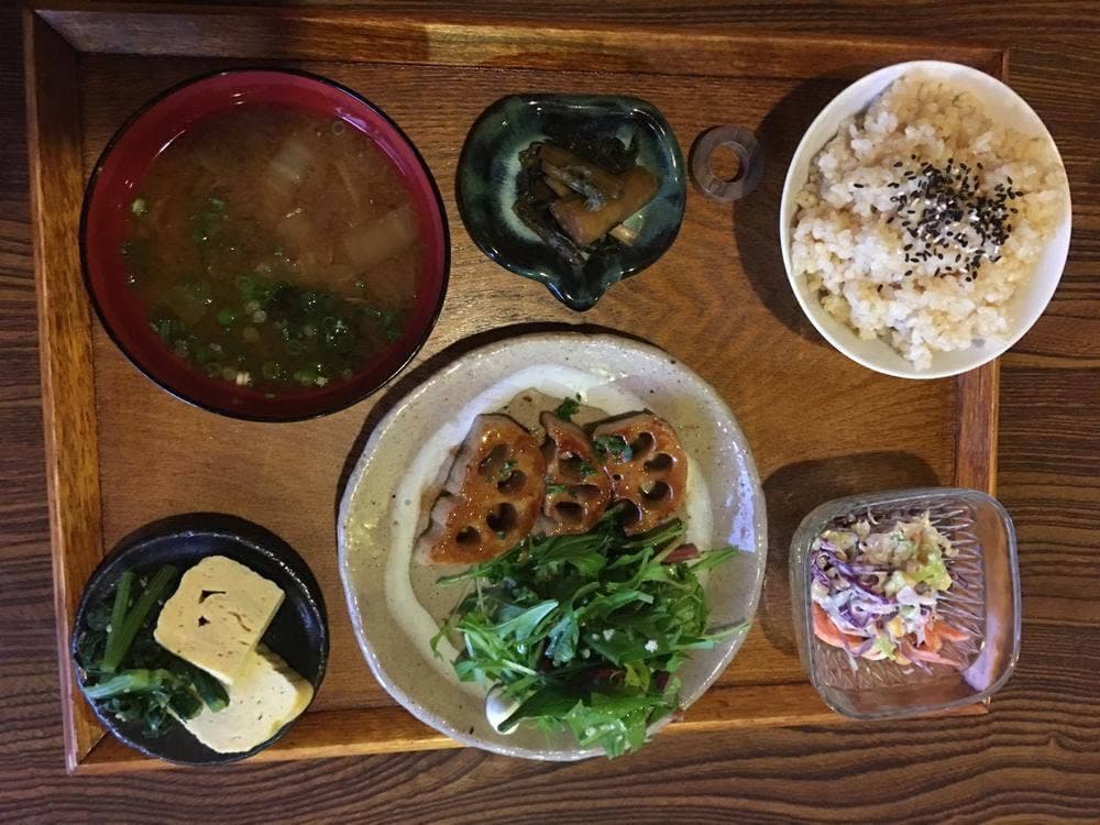 ごはんとおやつの店 ai