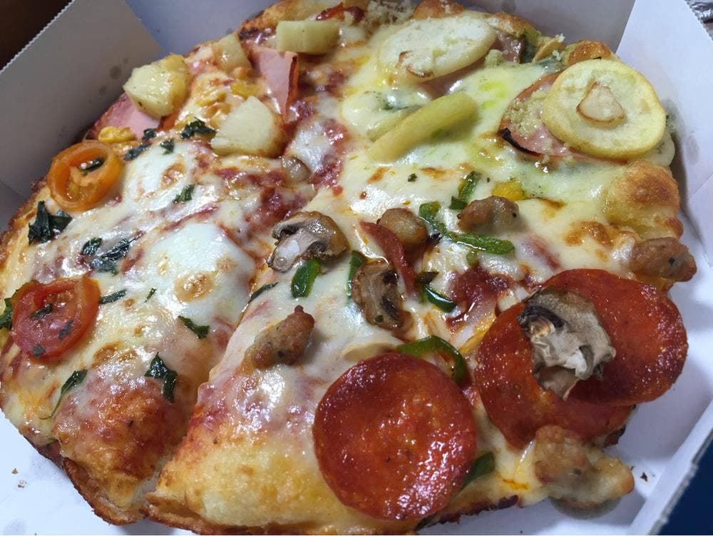 ドミノ・ピザ 佐世保栄町店