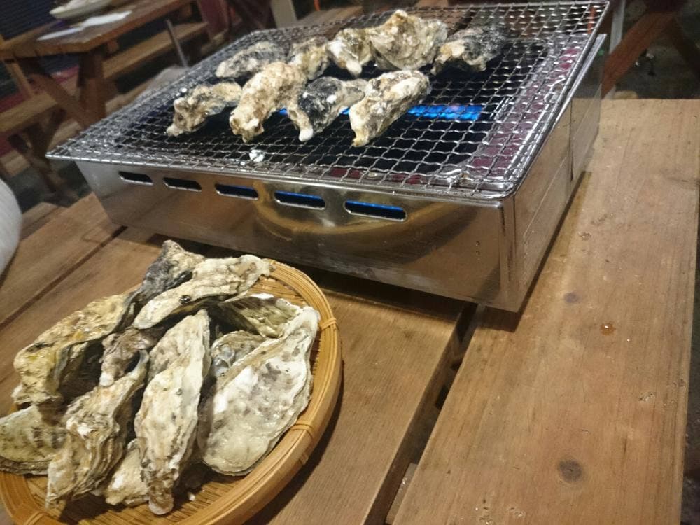牡蠣小屋 いわし丸