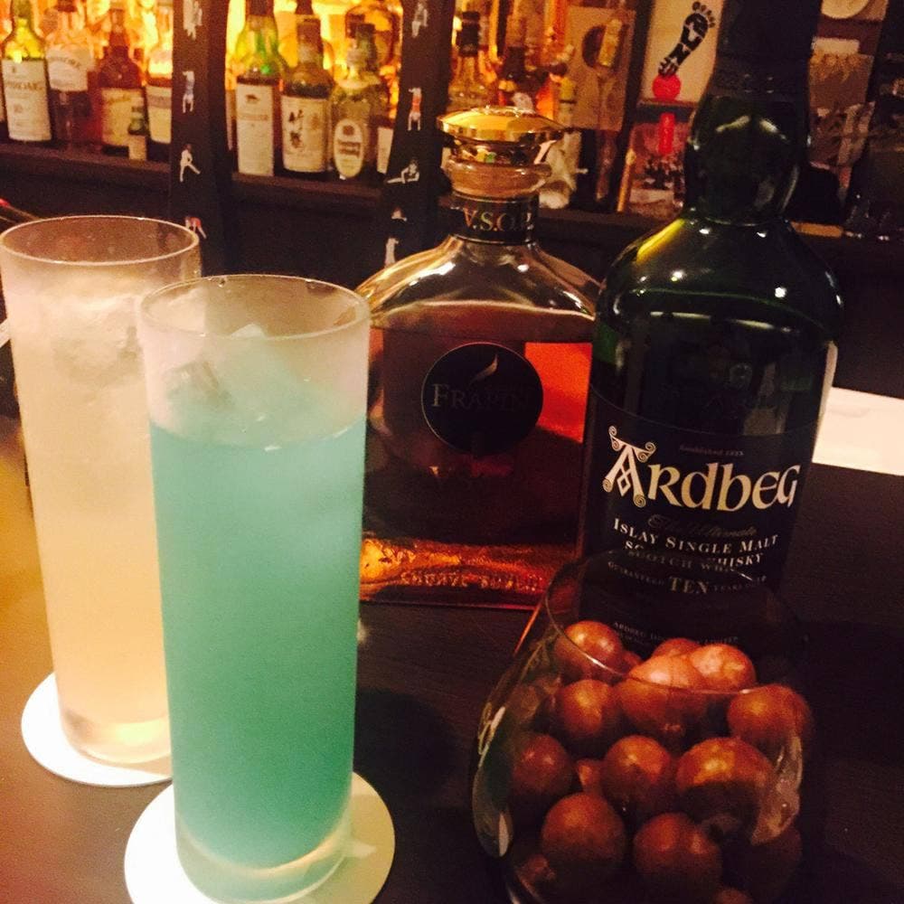 トモズ バー