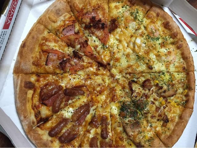 ピザーラ 津中央店 - サブ画像1