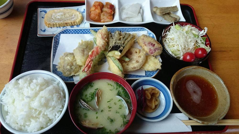 味処なか野 囲炉裏や