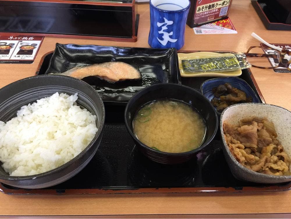 吉野家 名鉄堀田駅前店